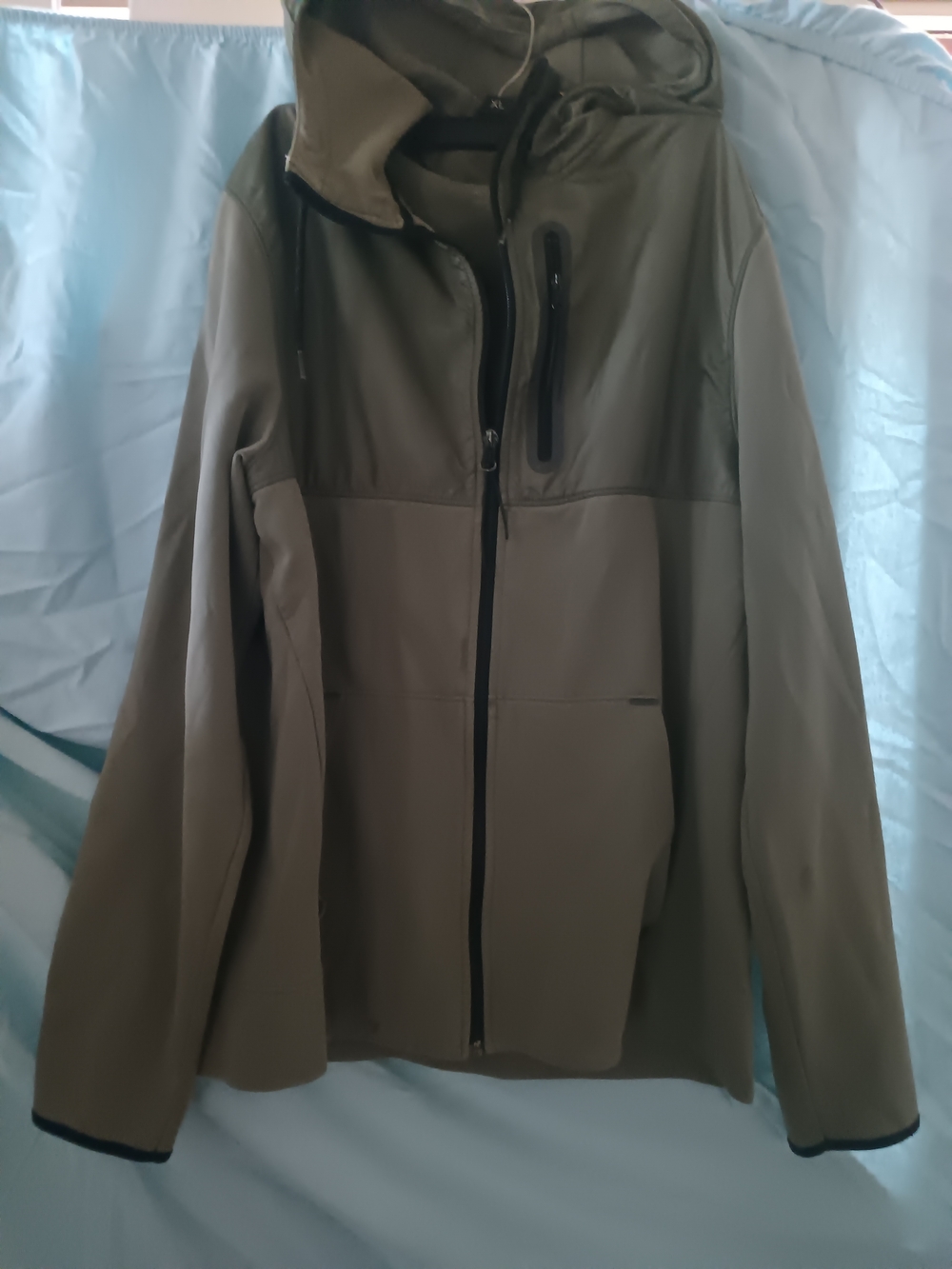 Old Navy Olive Hooded Softshell Jacket - Men's
